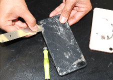 Cracked cell phone screen repair in Las Cruces