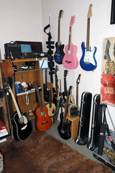 Musical instruments for sale at City Line Pawn Shop in Las Cruces, NM