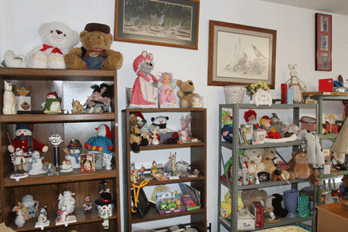 Vintage toys and stuffed animals for sale in Las Cruces