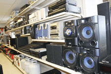 Stereo equipment for sale at MMJ's Pawn Shop in Las Cruces, NM