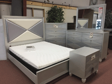 Beds and dressers for sale in Las Cruces, NM