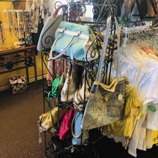 Used Purses, handbags and accessories at La Tienda Ladies Boutique in Las Cruces