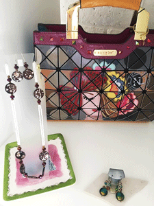 Women's fashion handbags for sale in Las Cruces