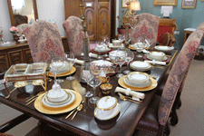 Vintage dinette set in Las Cruces at The Emporium Vintage and Fine Furnishings 