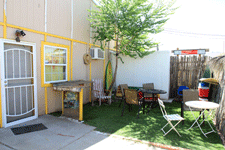 Pizza shop with outdoor patio in Las Cruces