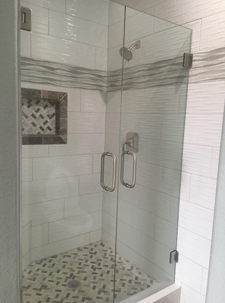 Shower doors in Las Cruces