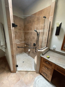 Glass shower enclosures in Las Cruces, NM